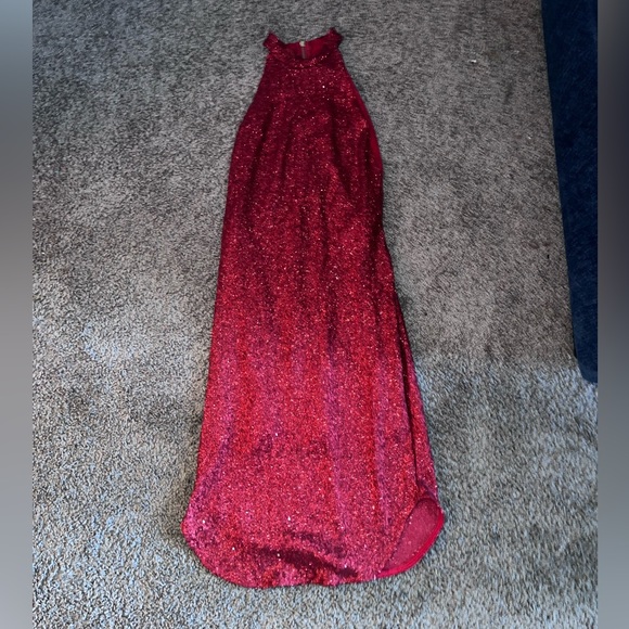 Red sparkle dress - Picture 10 of 10